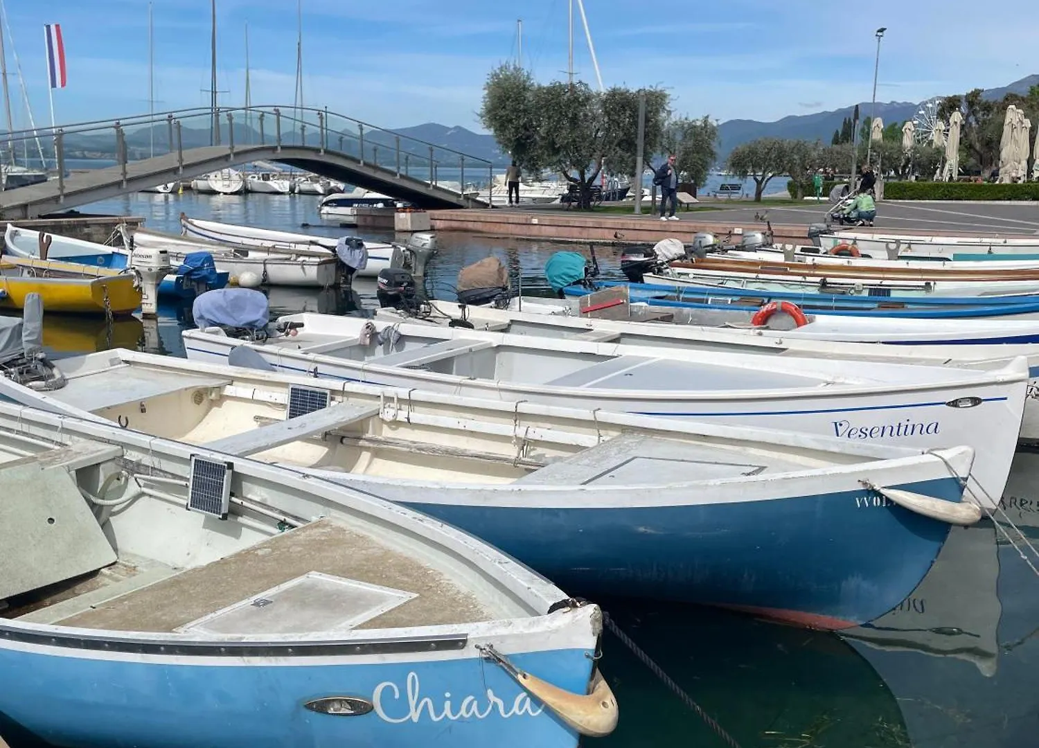 Bardolino Center Apartments Italy