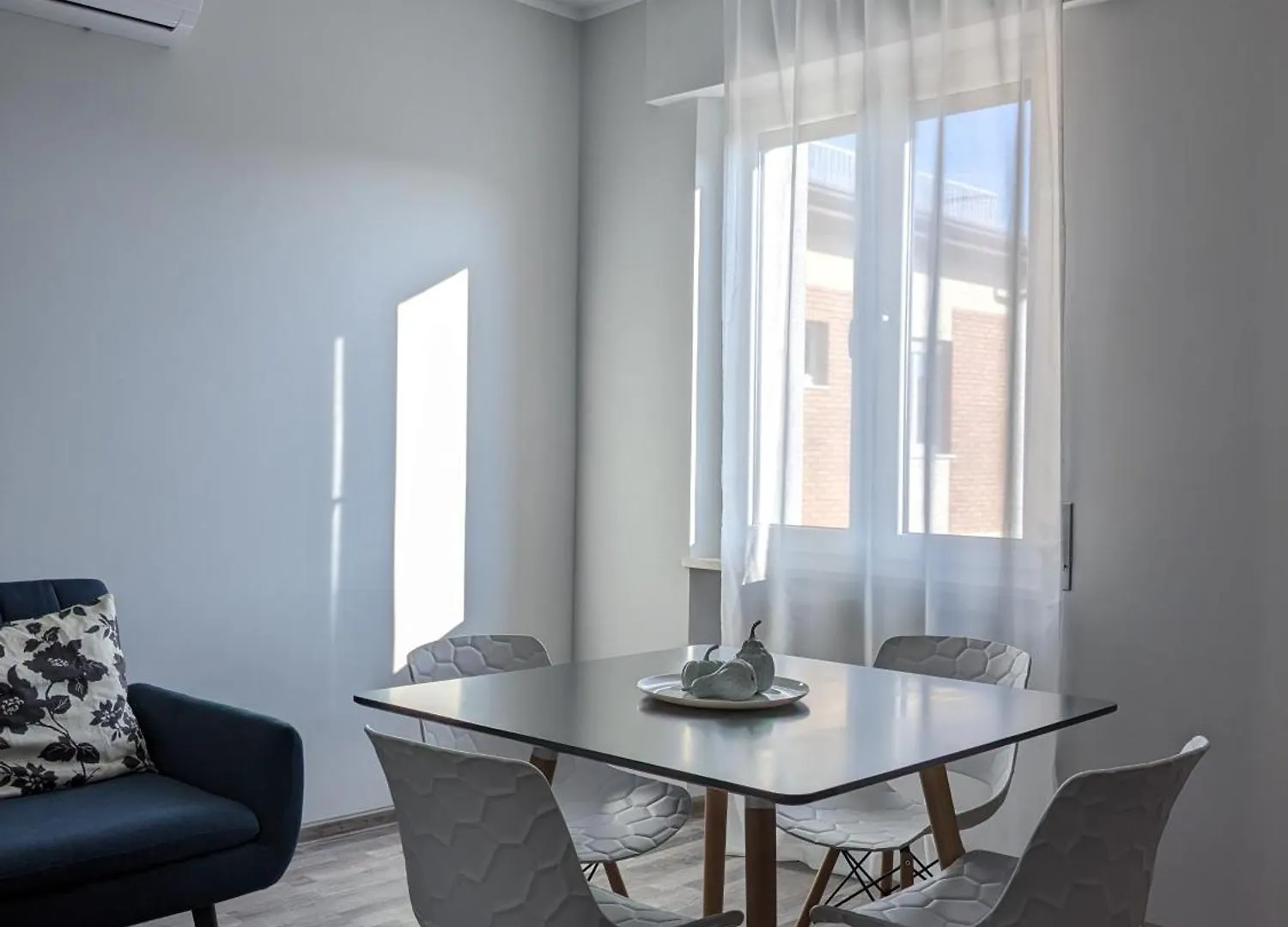 Bardolino Center Apartments Italy